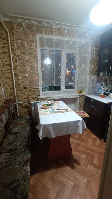 Продается 2-х комнатная квартира в районе кинотеатра Казахстан