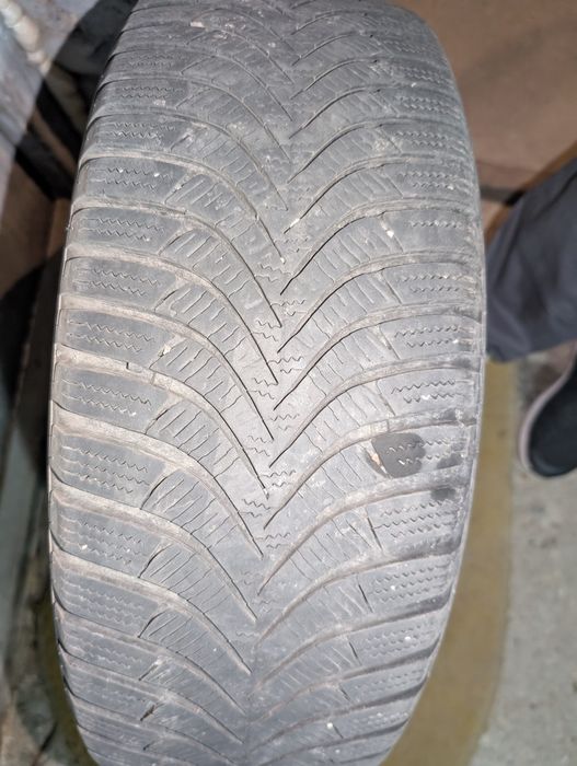 Jante de tabla honda cu cauciucuri de iarna 205/55 R16