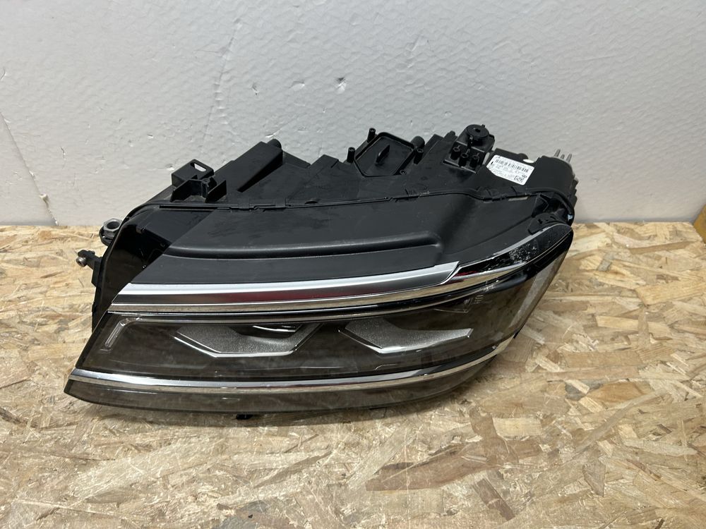 Far faruri VW Tiguan full led adaptiv 5NB941081 E  2016-2020