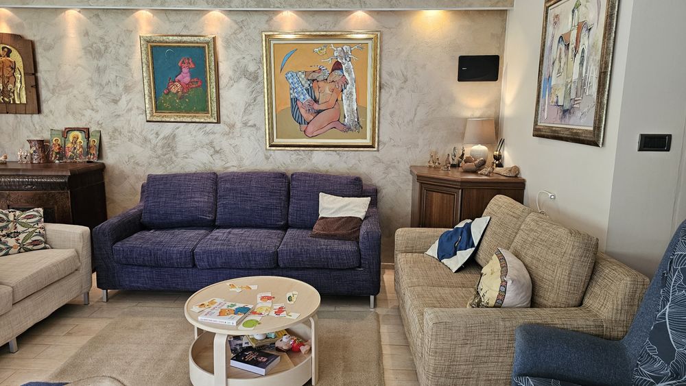 Продавам комплект от 3 дивана