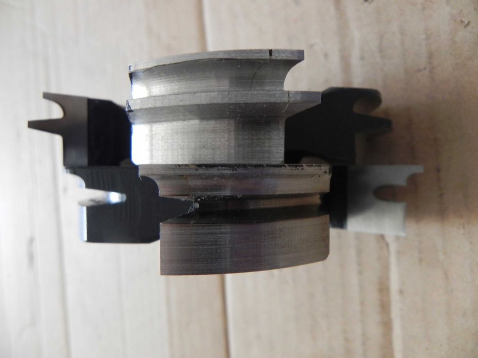 Freze pentru imbinari nut si feder si profil lambriu cod NF2LX3