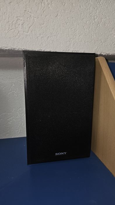Vând combină mini-sistem Sony CMT-FX205