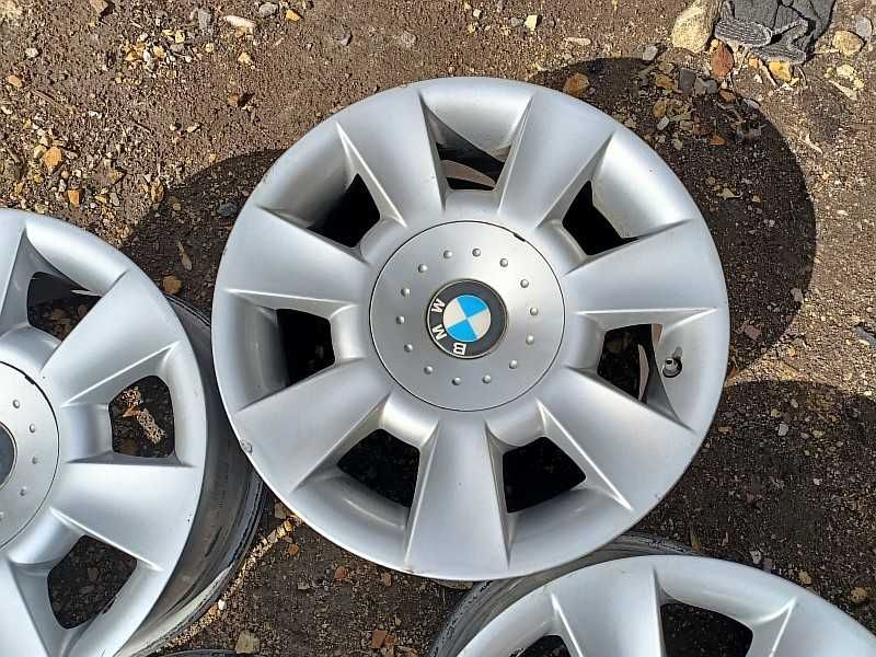 Продам оригинальные легкосплавные диски "83 стиль" на BMW 5 е39.
