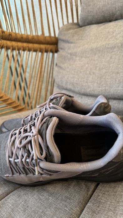 Adidasi Nike 44