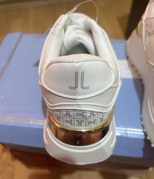 Adidasi Lancetti noi