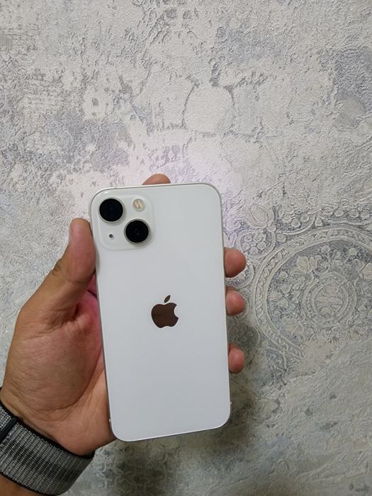 Iphone 13.  128gb ideal
