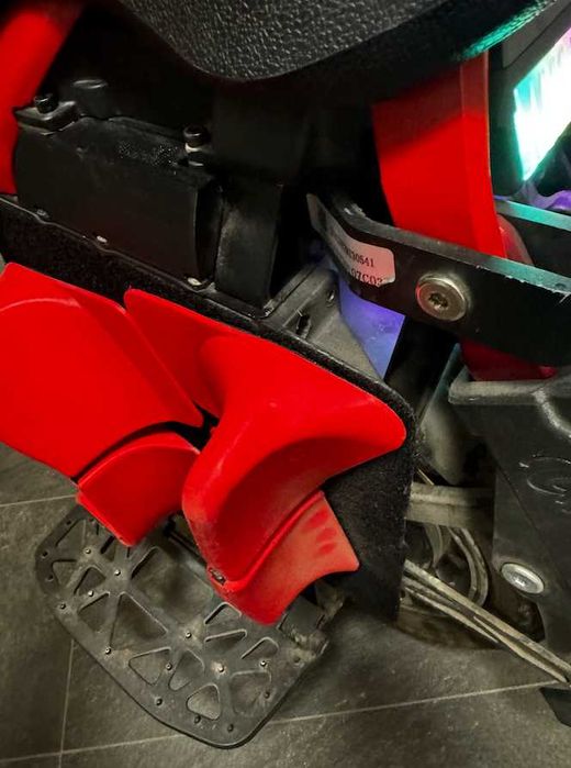 EUC - Kingsong S22 Pro + падове и аксесоари