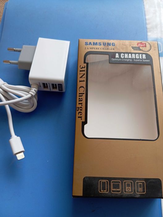 Зарядное устройство для Iphone , Samsung , nokia, iphone 4