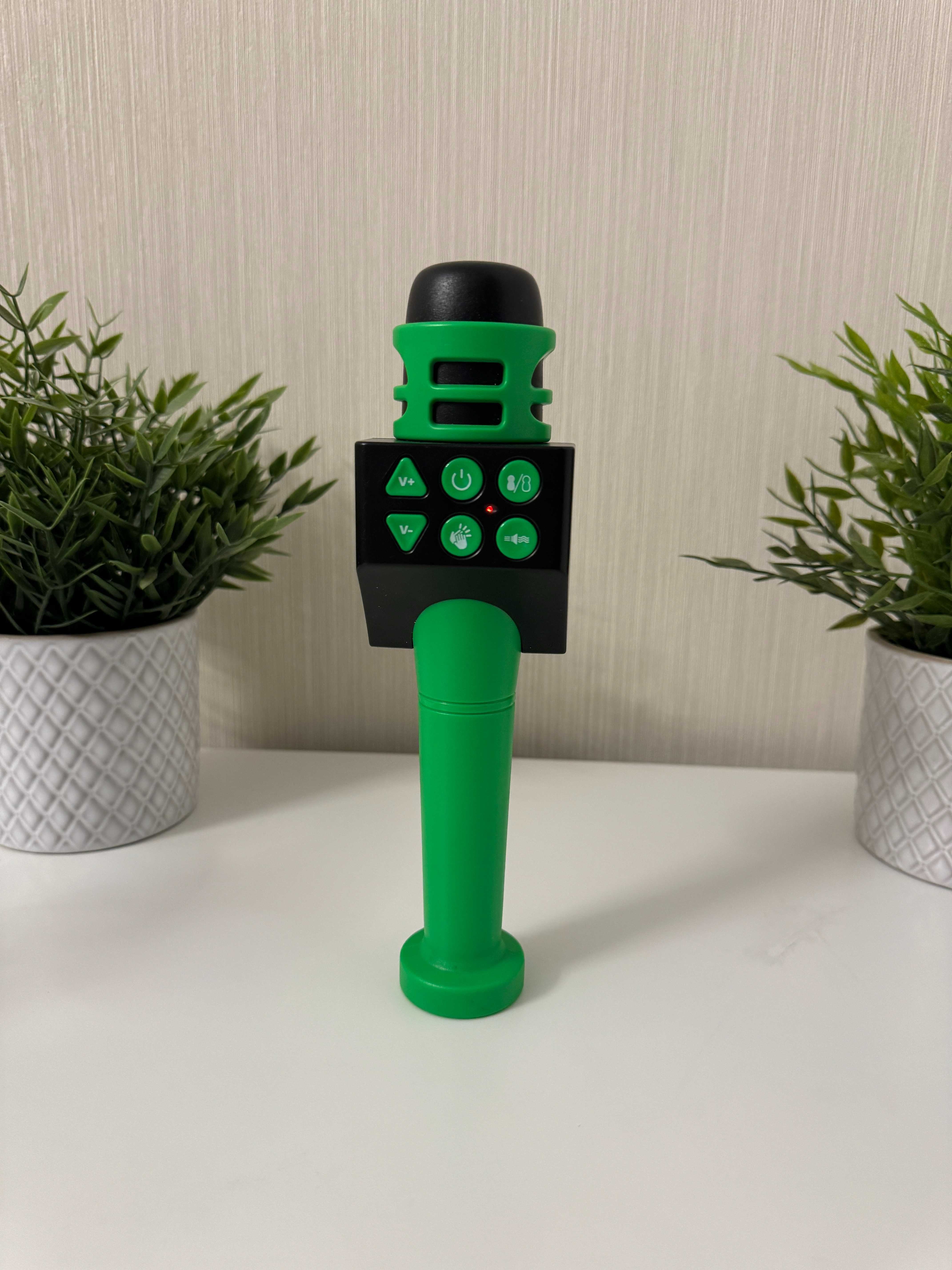 Microfon karaoke pentru copii cu functie mp3 si diferite sunete