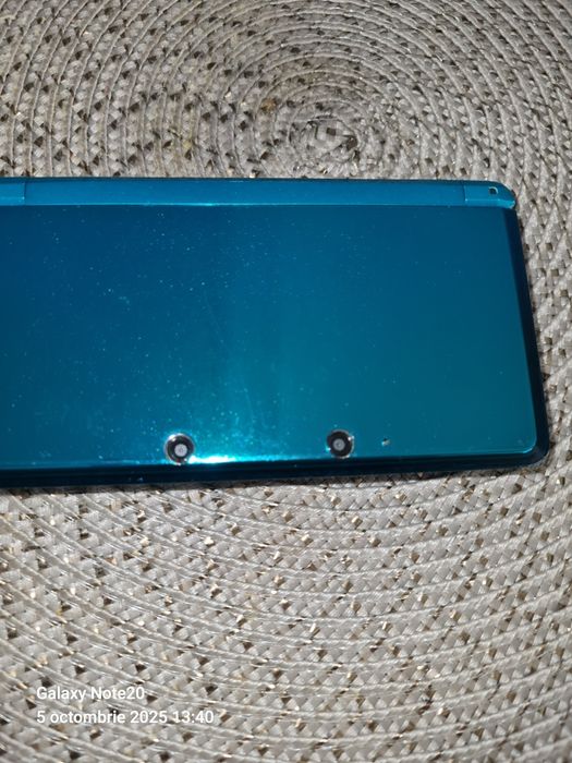 Nintendo 3ds impecabil ca nou cu husa