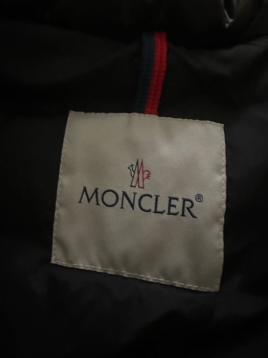 Детски елек Moncler 104-см 4г черен,носен един сезон