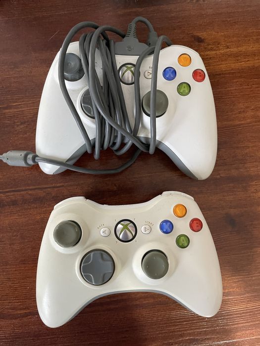 Xbox 360 2 joystickuri 9 jocuri