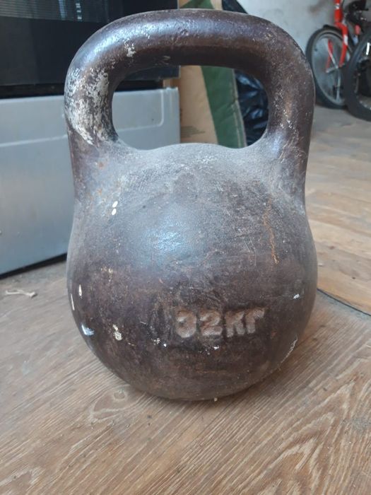 Продам гирю, 32 кг