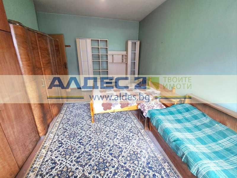 Продава се Двустаен апартамент в София, Център - 77 кв.м за 3052 €/кв.м - Снимка #1