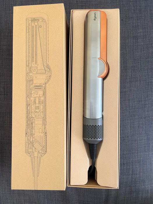 Dyson airstrait condiție foarte bună