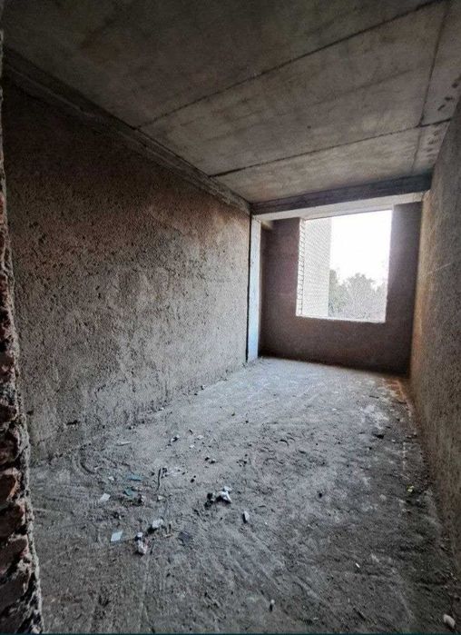 Зудлик билан вокзал саодатда 55кв 2 хона квартира сотилажи