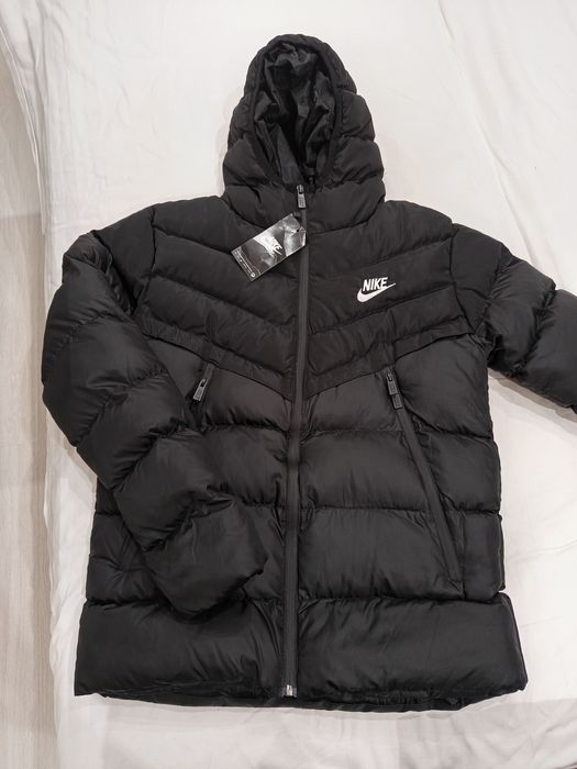 Ново зимно яке найк Nike