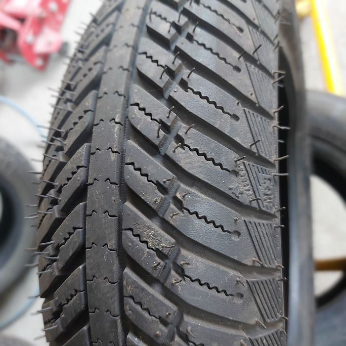 130/70/12" Michelin city grip winter. Нова