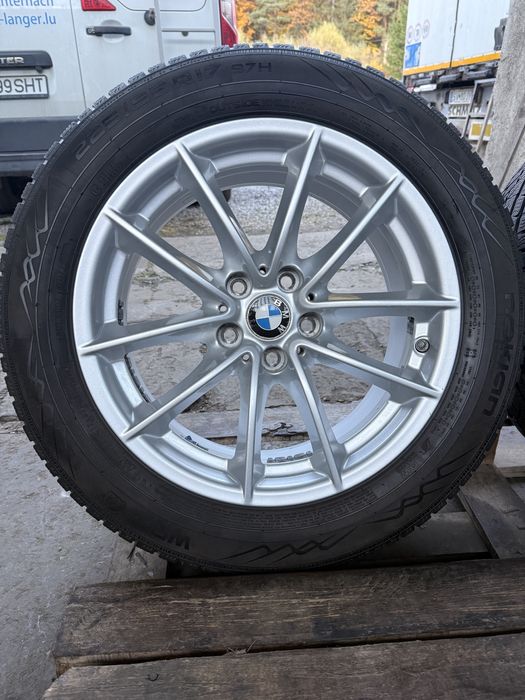 Jante BMW style 618 seria 5 cu anvelope iarna 225/55 R17 NOKIAN