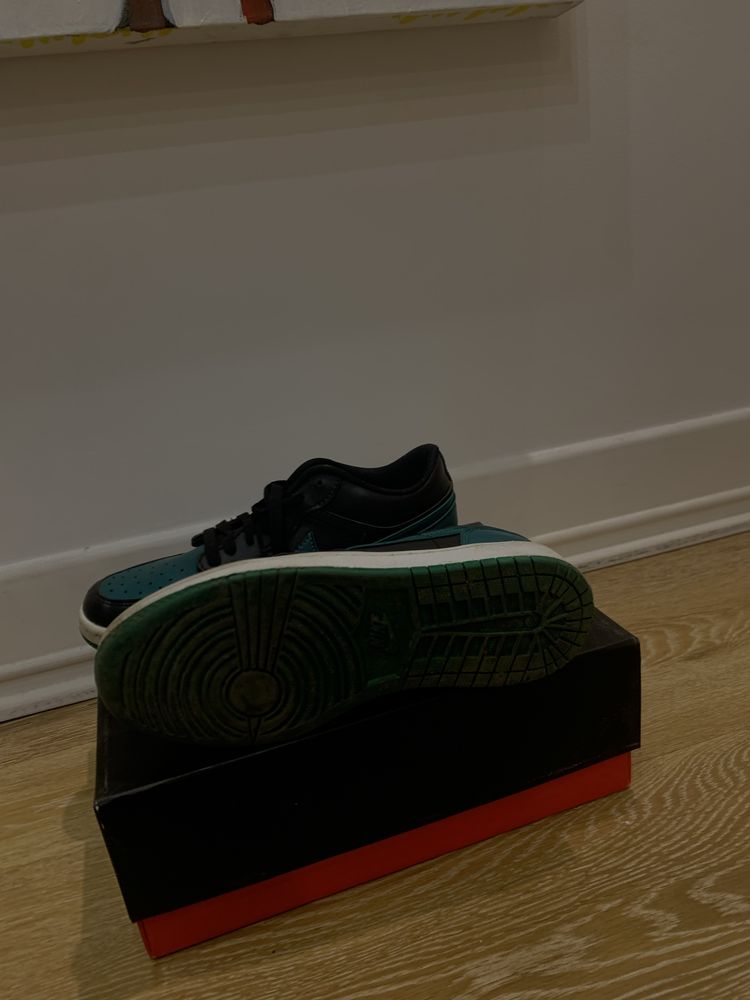 Обувки Nike Jordan 1 low
