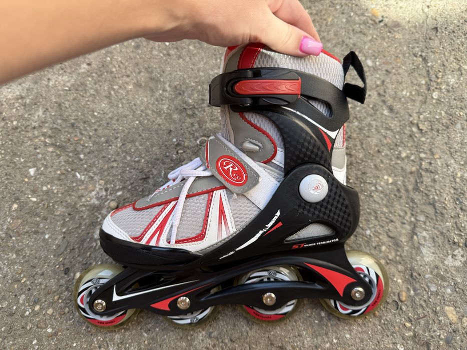 vand role aproape noi