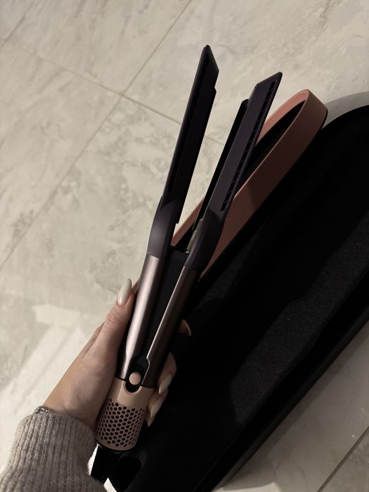 Dyson Airstrait- gatantie pana in iulie 2027