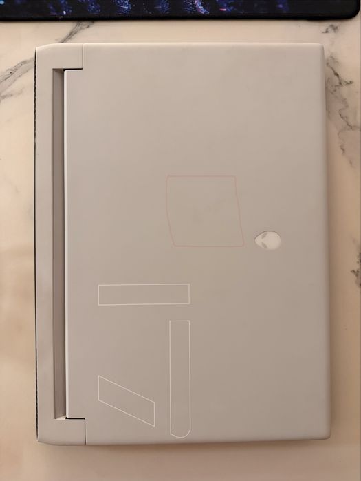 Laptop Alienware m17 r2