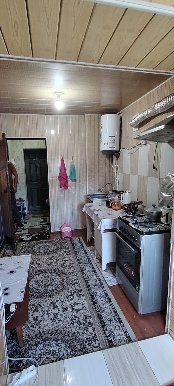Срочна Продаётся 1 ком.кв.   25000 y e