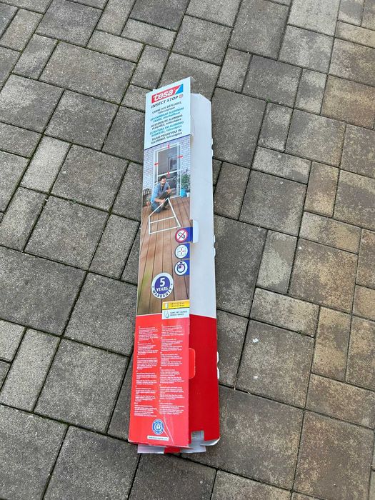 tesa® FALT – Cadru pliabil din aluminiu, telescopic, pentru uși