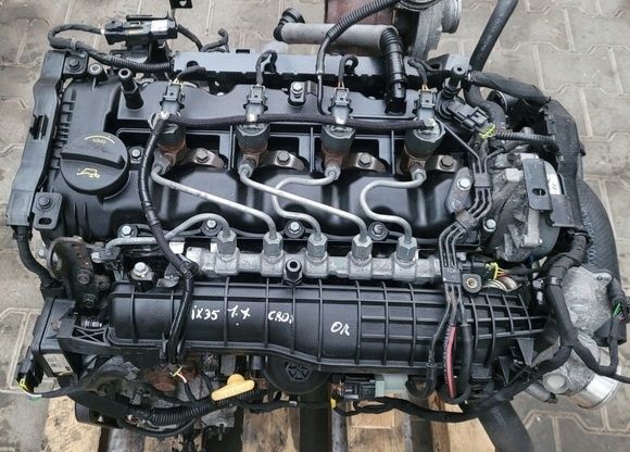 Двигател 1,7 crdi kia hyundai цял или на части.