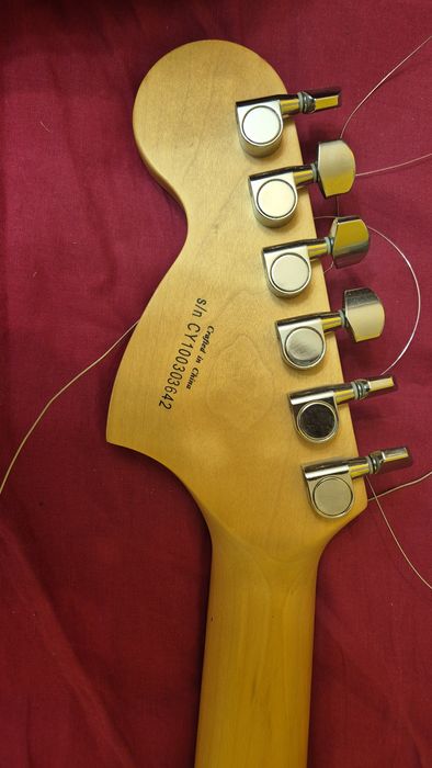 squier affinity strat