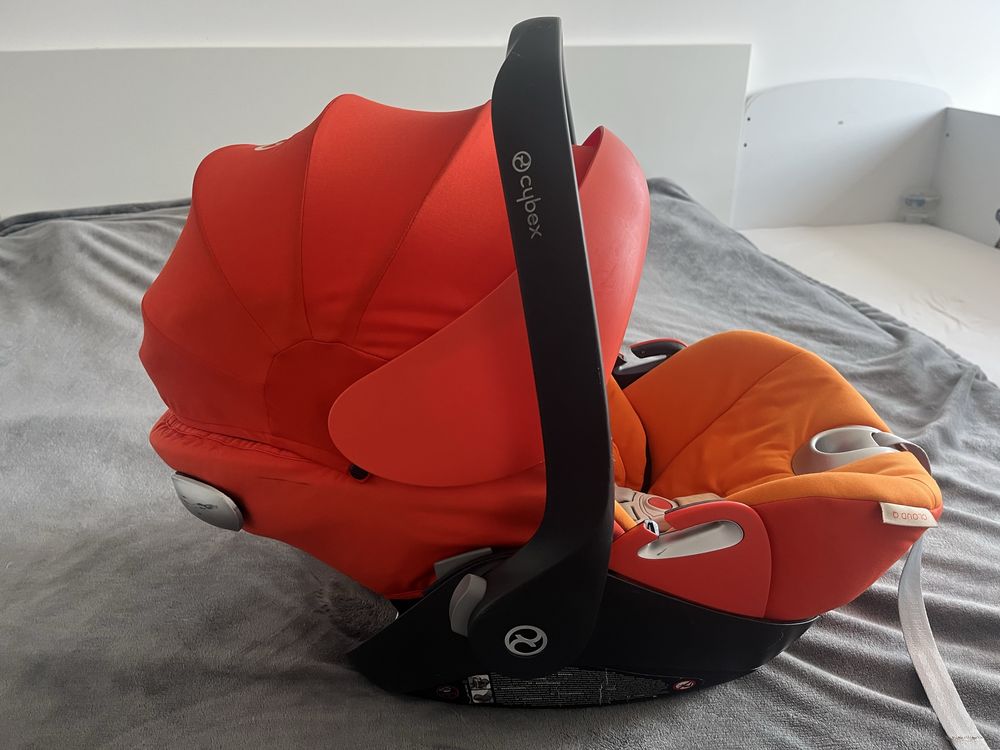 Столче за кола Cybex Aton Q