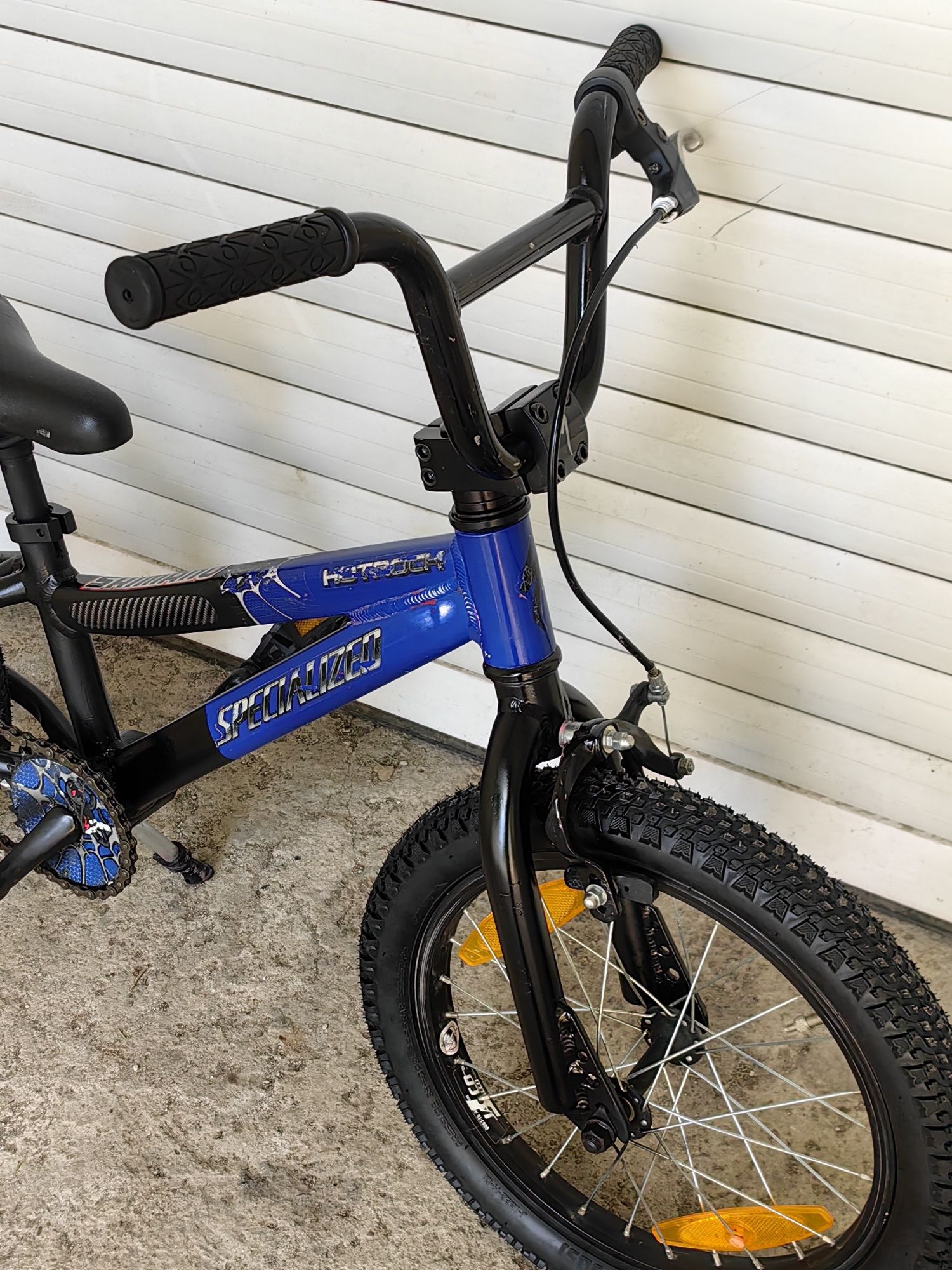Алуминиев детски велосипед 16 цола Specialized Hotrock