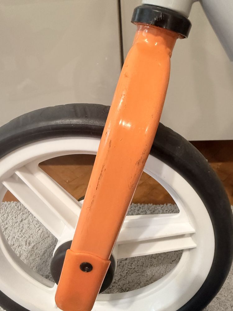 Bicicleta de echilibru