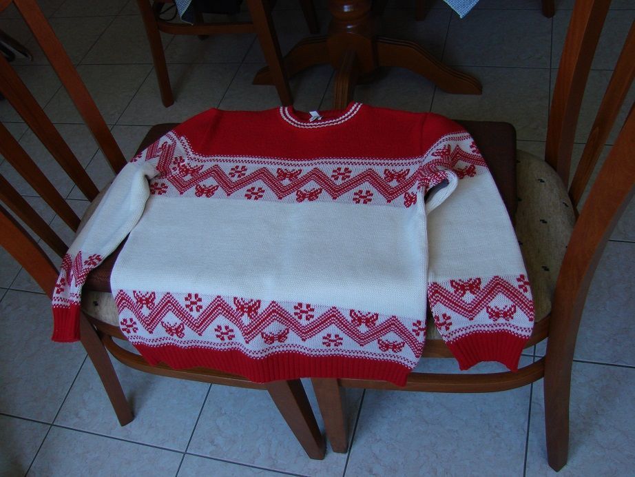 Продавам нови пуловери,естествена вълна