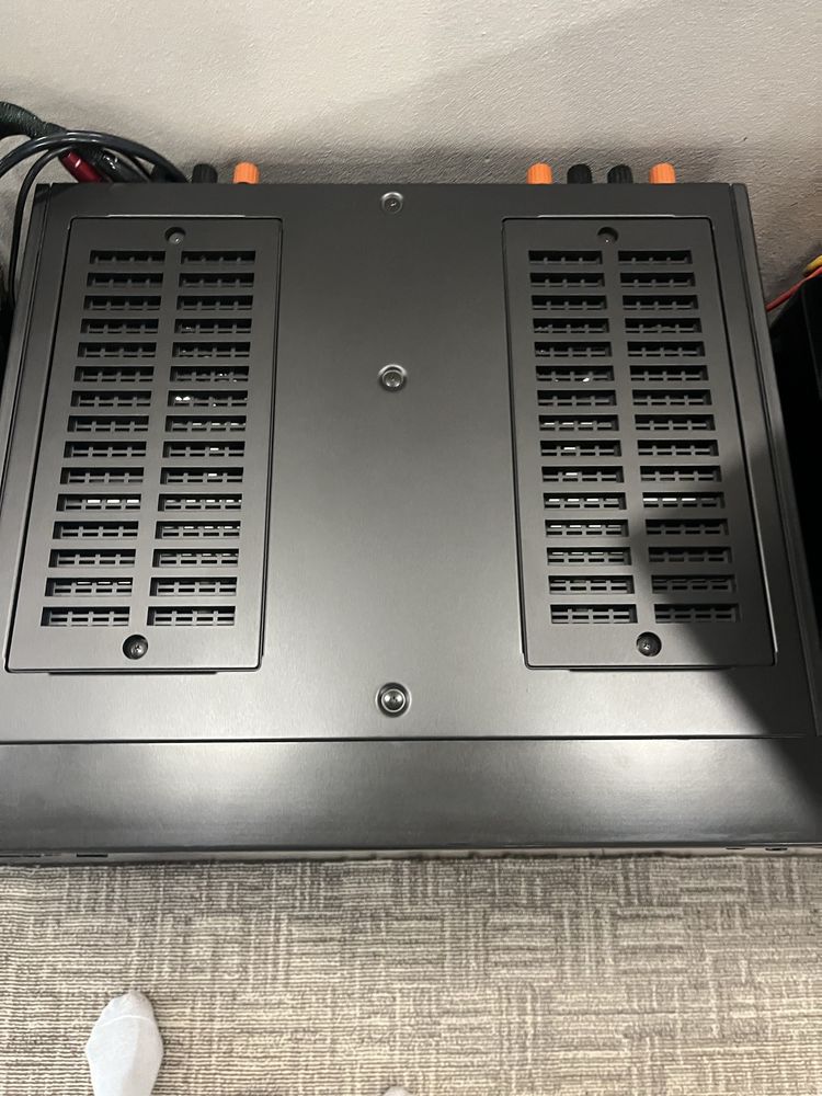 Technics SE A2000 Technics SU C2000