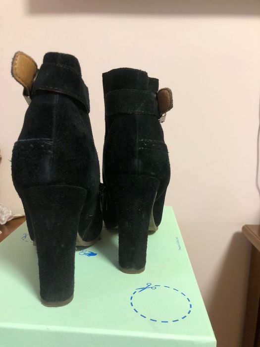 Ghete cu toc (Scholl)