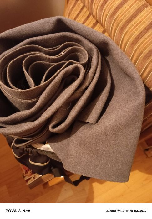 Ткань шерстяная похоже драп  темно-серого цвета ширина2м длина5м