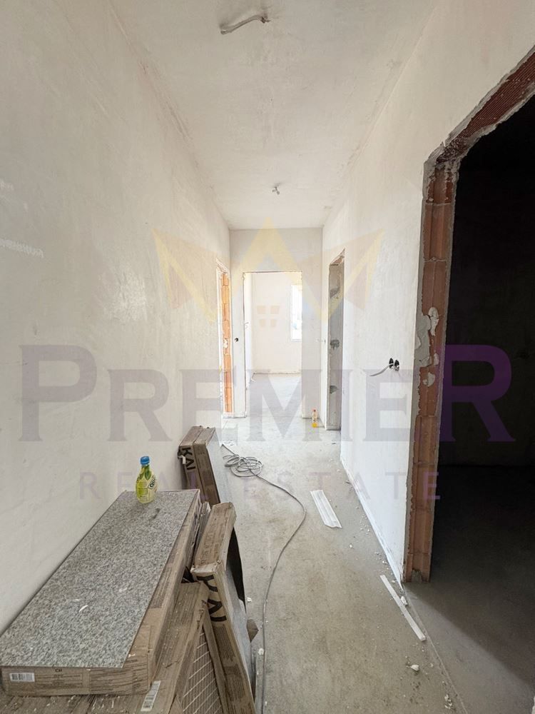 Продава се Двустаен апартамент в Варна, Възраждане 3 - 68 кв.м за 1471 €/кв.м - Снимка #4