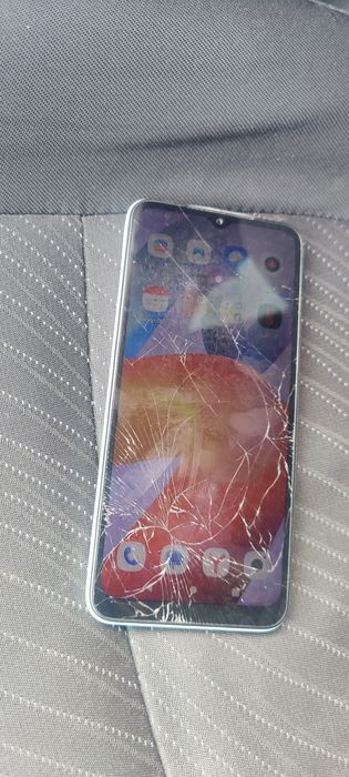 Телефон Xiaomi Redmi a2+ без торга