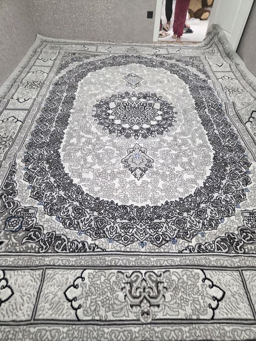 Продаётся новый ковёр