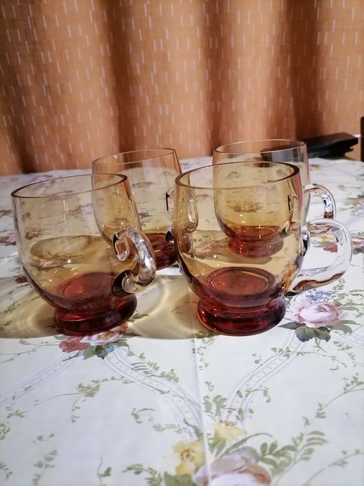 Кружки, чешское стекло