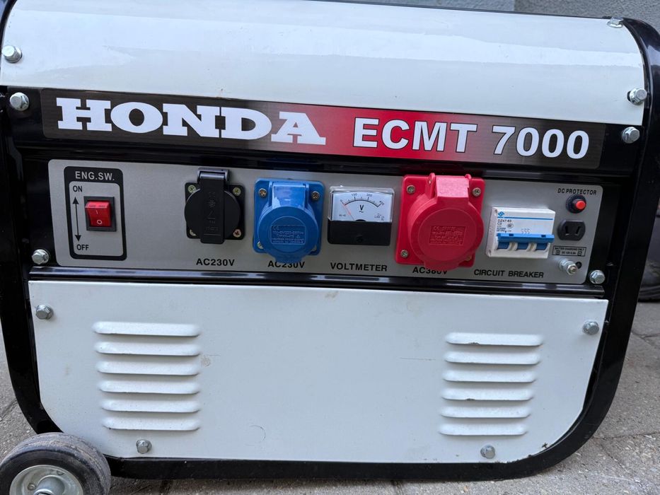Vand generator curent Honda ECMT 7000