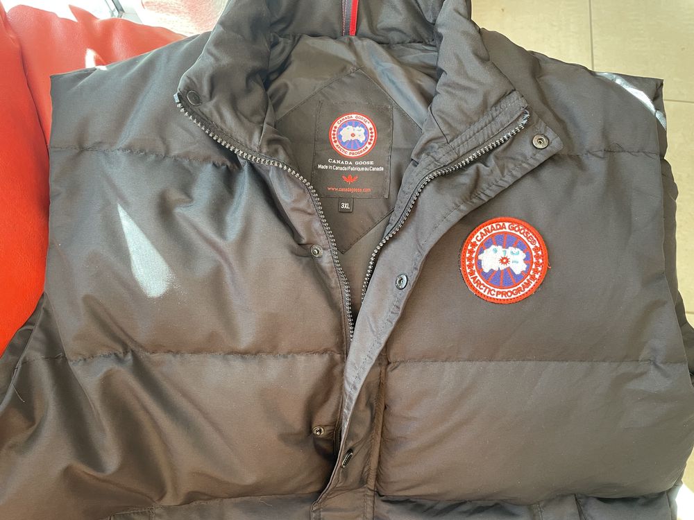 Canada Goose Нова Оригинална Грейка!