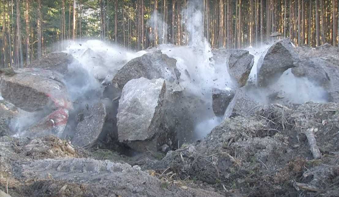 Разрушение промышленной пиротехникой. Демонтаж, снос.