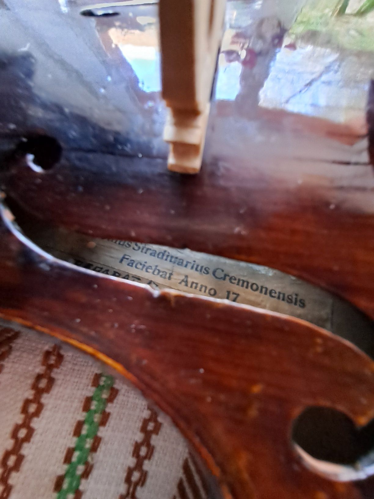 Vând vioară STRADIVARIUS copie