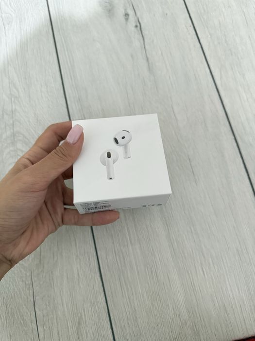 Airpods 4 серия
