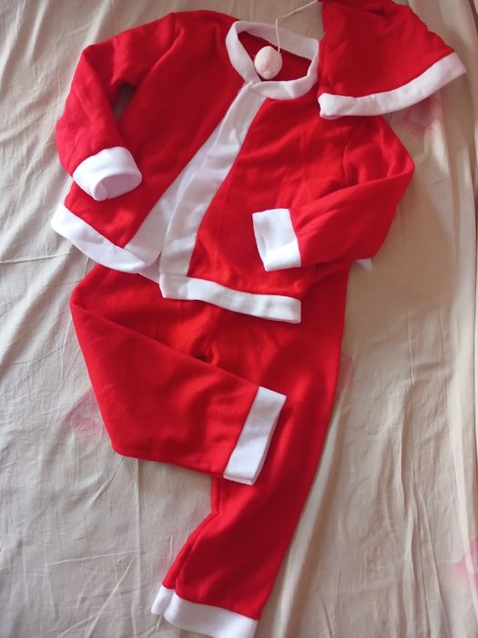 Продам  детский костюм санты.