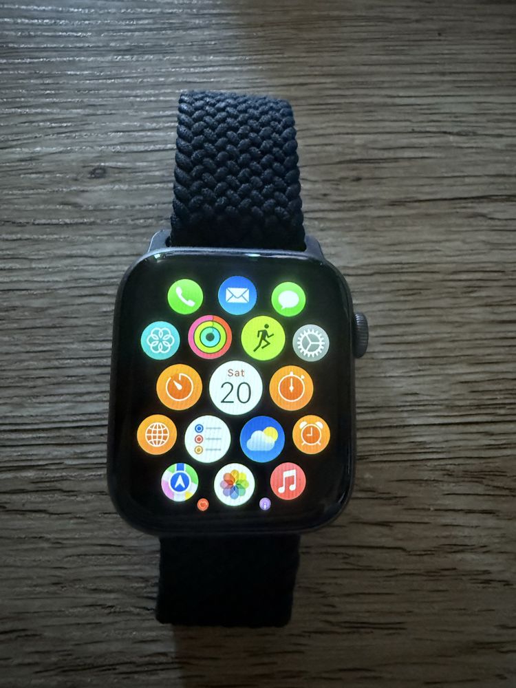 Apple Watch Series 4 44mm GPS Space Grey