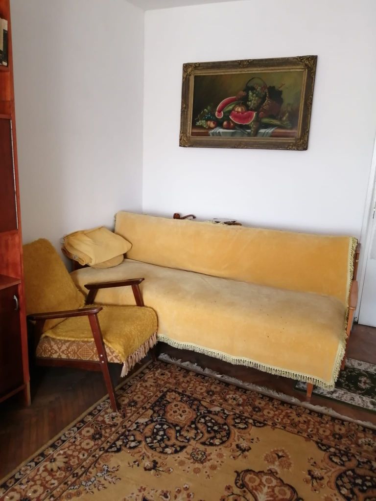 De vânzare apartament 3camere decomandat